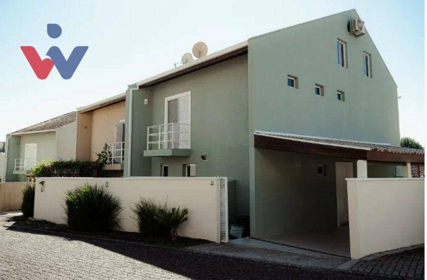 Casa à venda com 2 quartos, 220m² - Foto 1