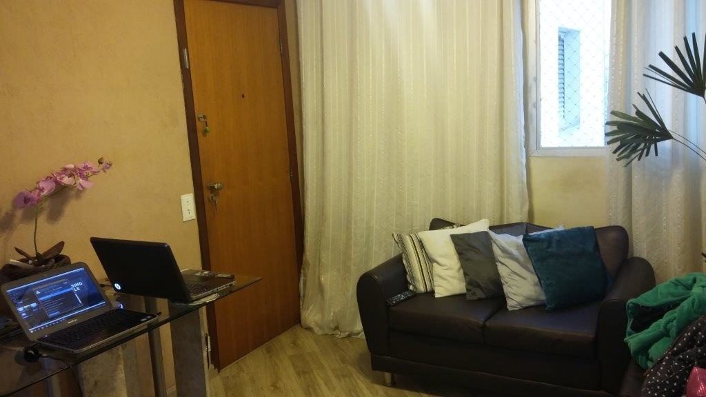 Apartamento à venda com 2 quartos, 50m² - Foto 3