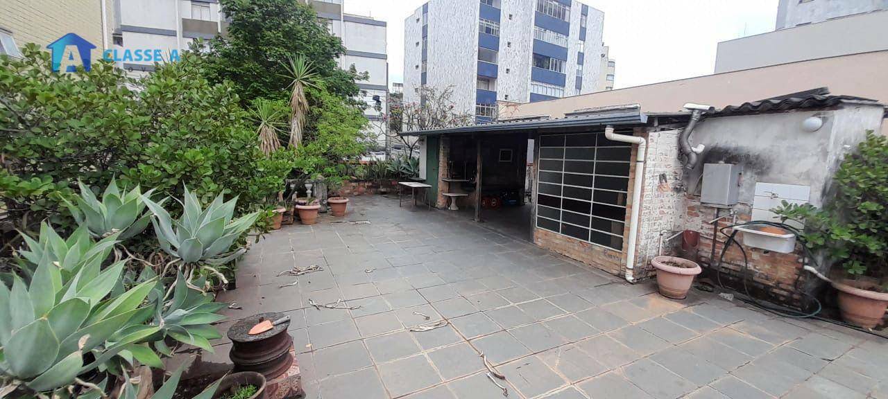 Casa à venda com 5 quartos, 292m² - Foto 26