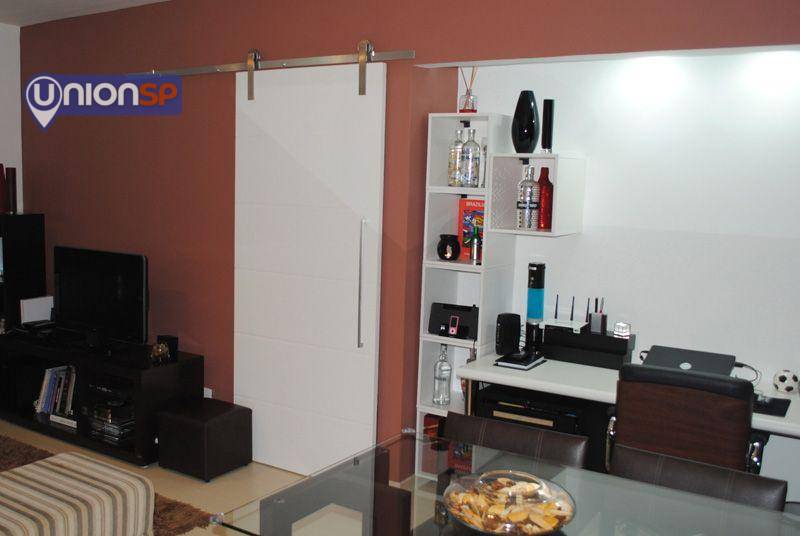 Apartamento à venda com 2 quartos, 71m² - Foto 2