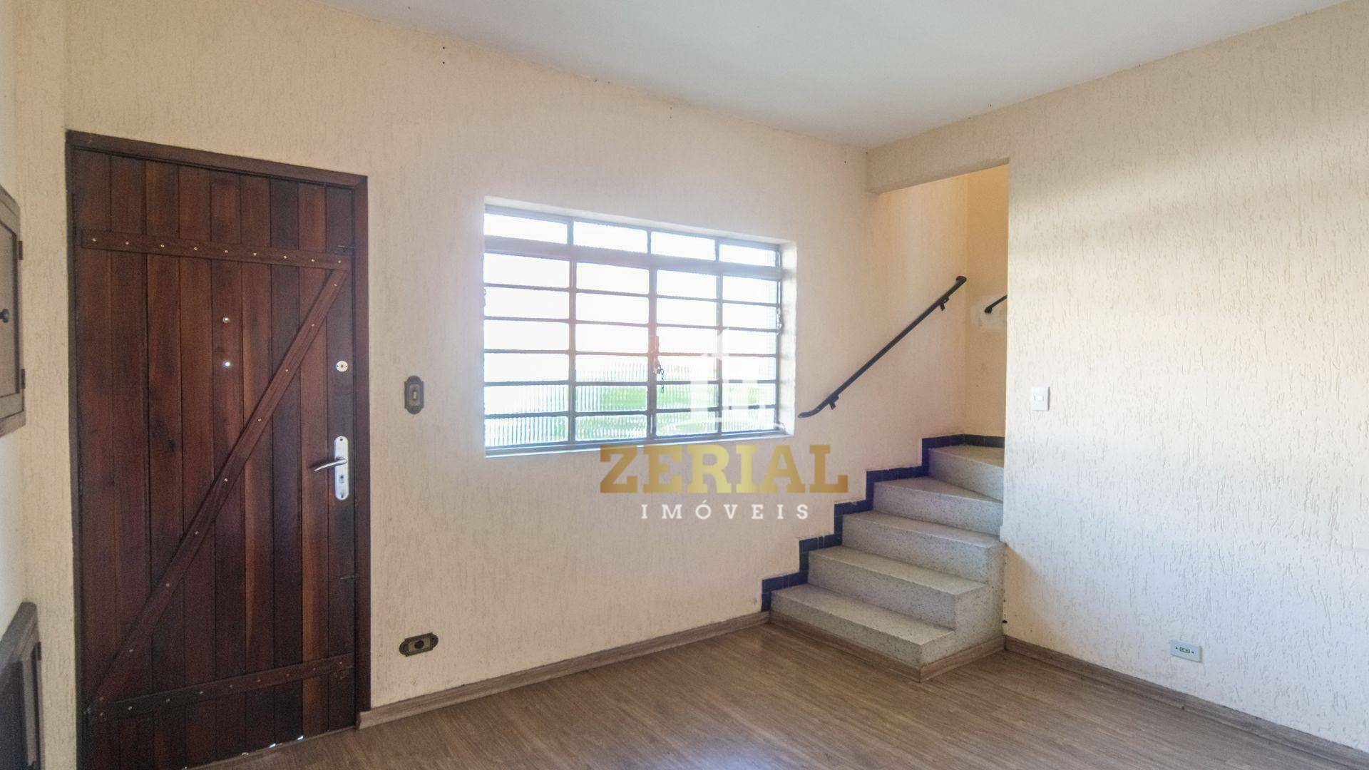 Casa à venda com 2 quartos, 160m² - Foto 1