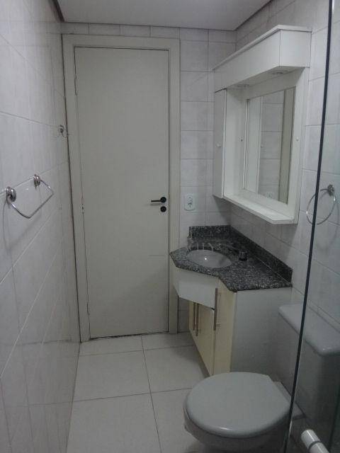 Apartamento para alugar com 3 quartos, 80m² - Foto 6