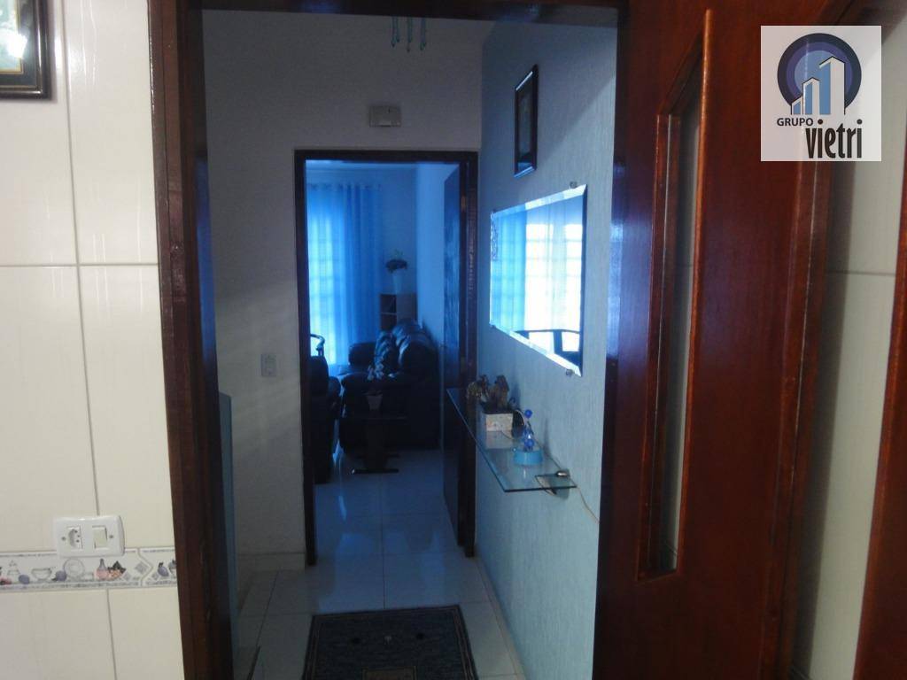 Sobrado à venda com 2 quartos, 185m² - Foto 11