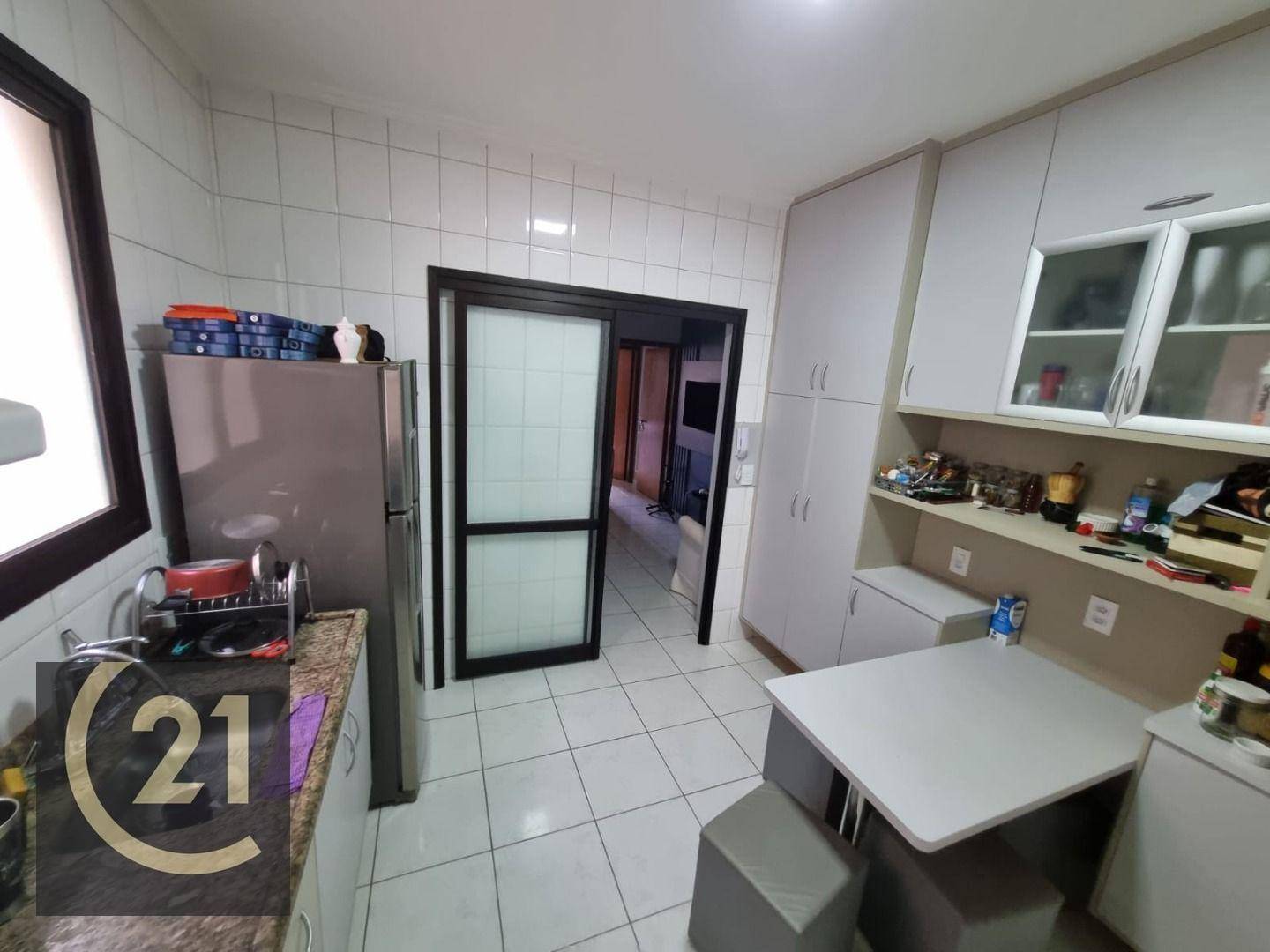 Apartamento à venda com 1 quarto, 49m² - Foto 12