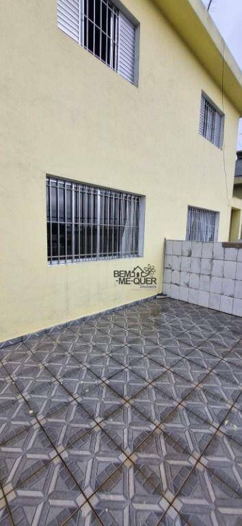 Sobrado à venda com 2 quartos, 100m² - Foto 2