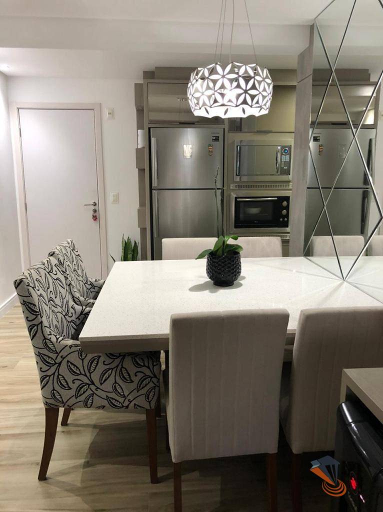 Apartamento à venda com 2 quartos, 64m² - Foto 1