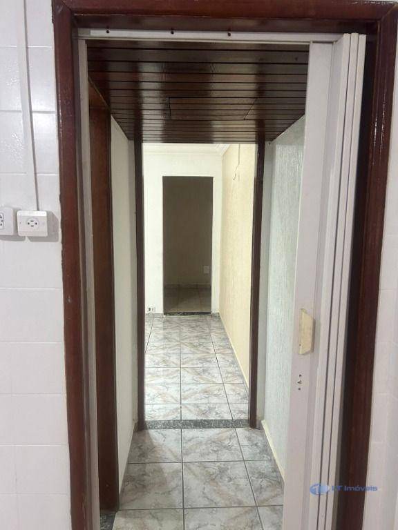 Casa à venda com 3 quartos, 98m² - Foto 16