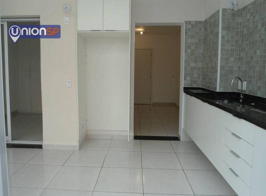 Apartamento à venda com 1 quarto, 55m² - Foto 8