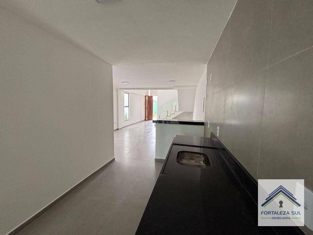 Casa à venda com 3 quartos, 140m² - Foto 7