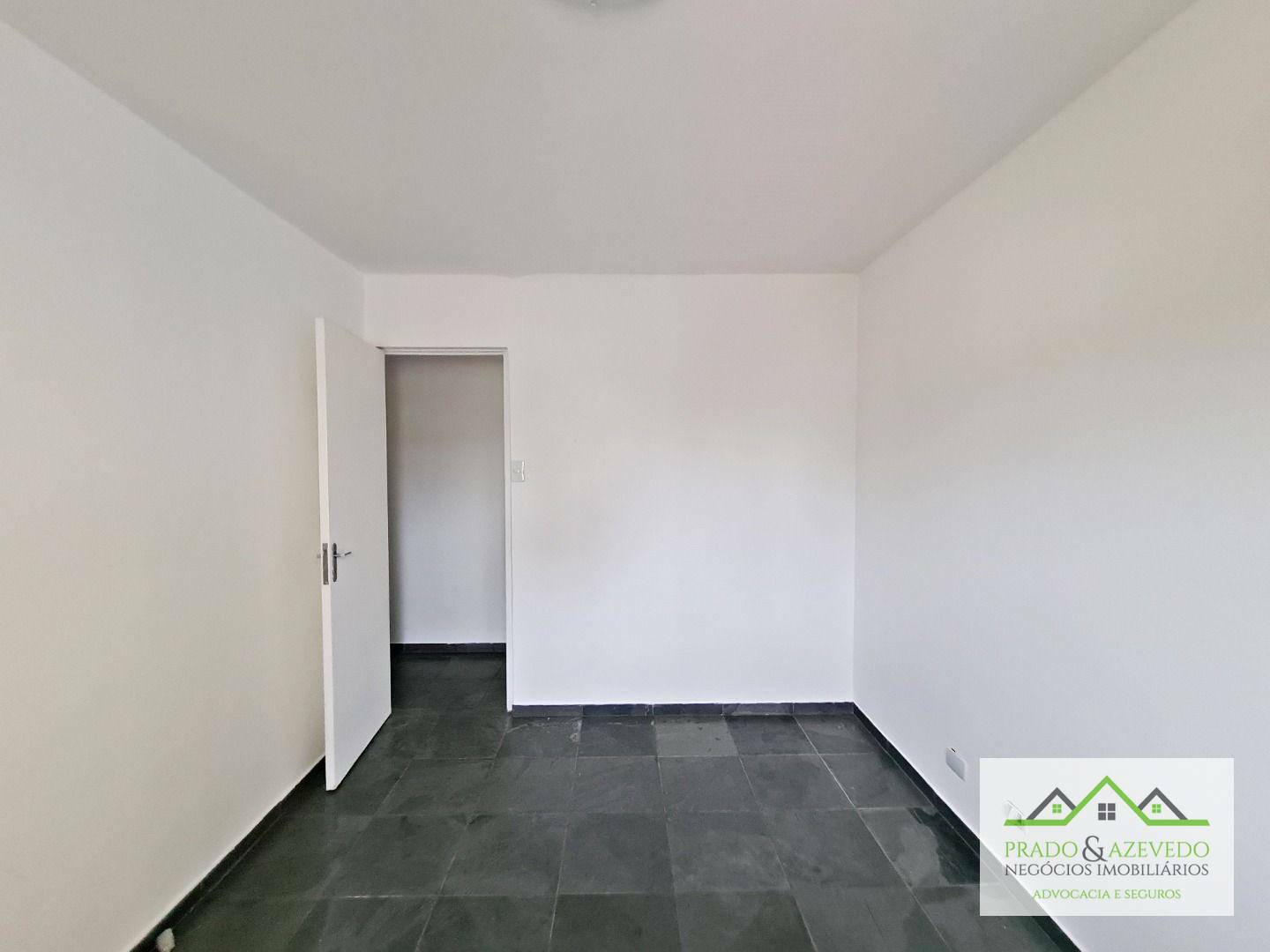 Apartamento à venda com 2 quartos, 72m² - Foto 11