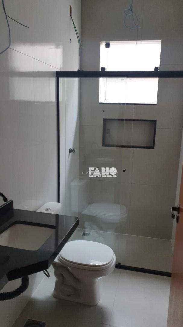 Casa à venda com 2 quartos, 100m² - Foto 9