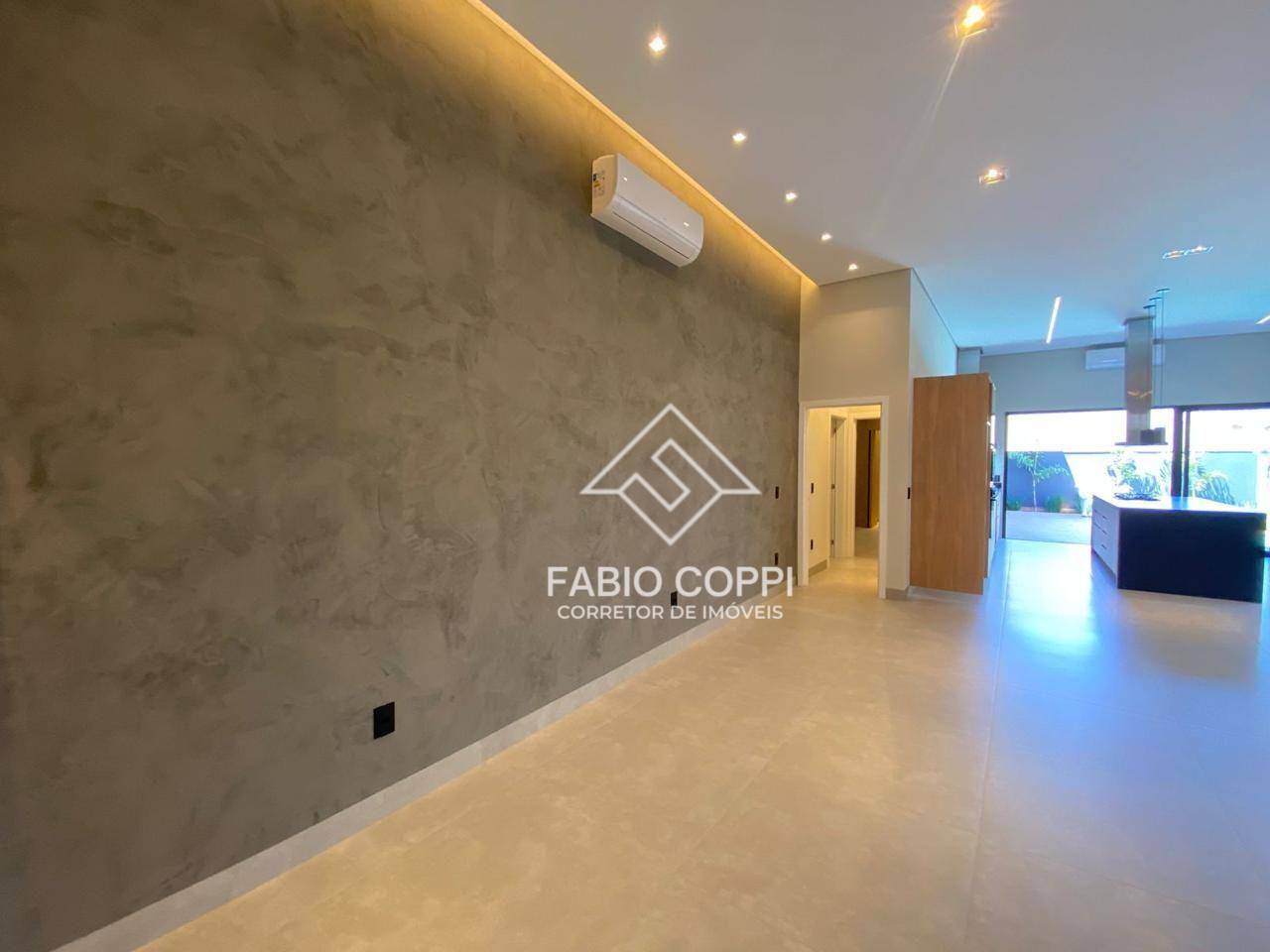 Casa de Condomínio à venda com 4 quartos, 220m² - Foto 4