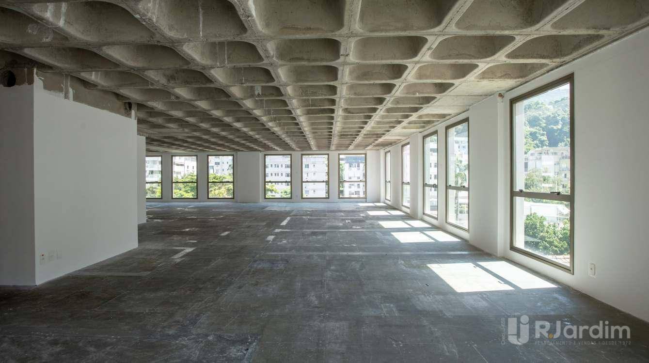 Prédio Inteiro à venda, 10000m² - Foto 12