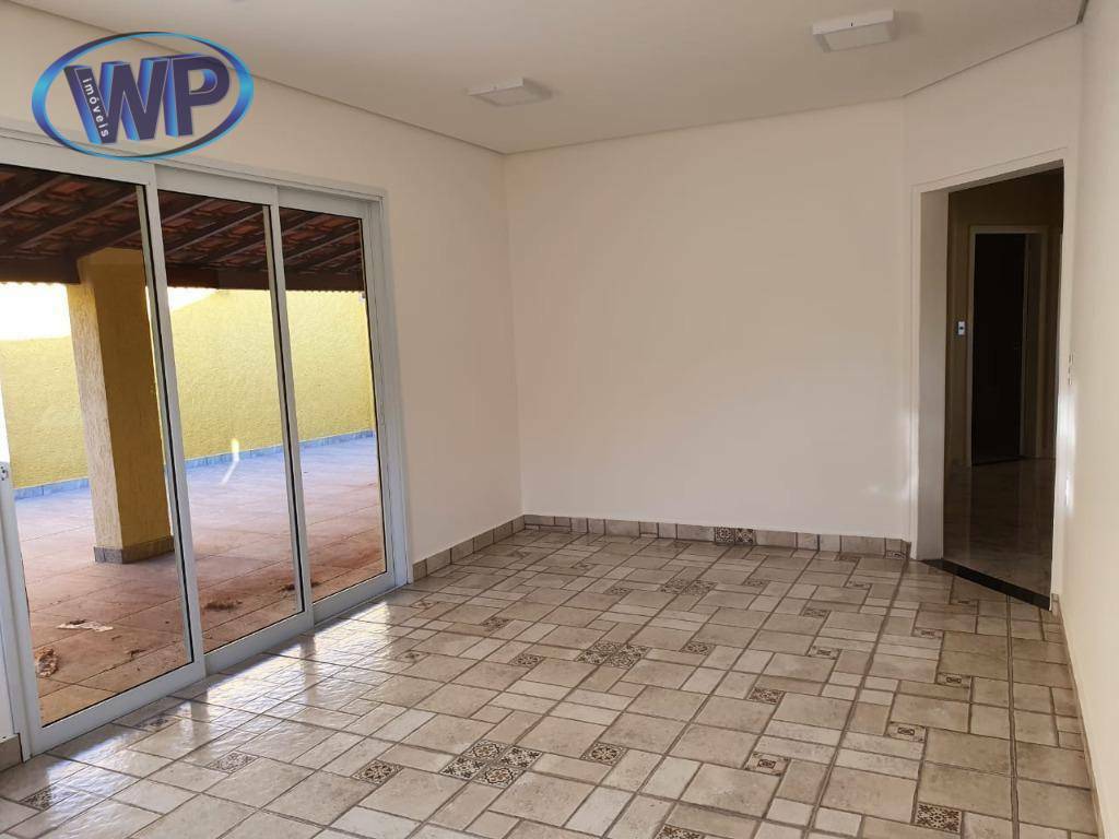 Chácara à venda com 3 quartos, 184m² - Foto 29