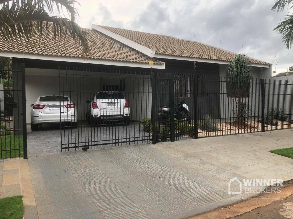 Casa à venda com 4 quartos, 220m² - Foto 1