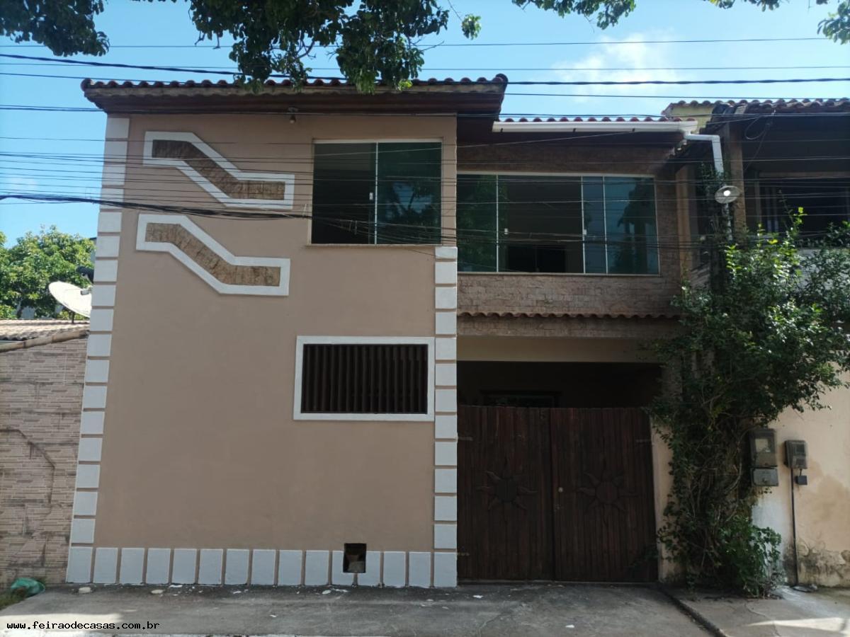 Casa à venda com 3 quartos, 148m² - Foto 1