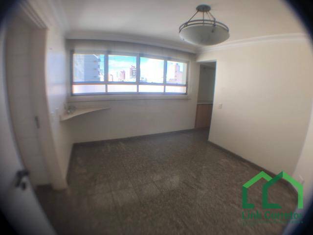 Apartamento à venda com 4 quartos, 307m² - Foto 9