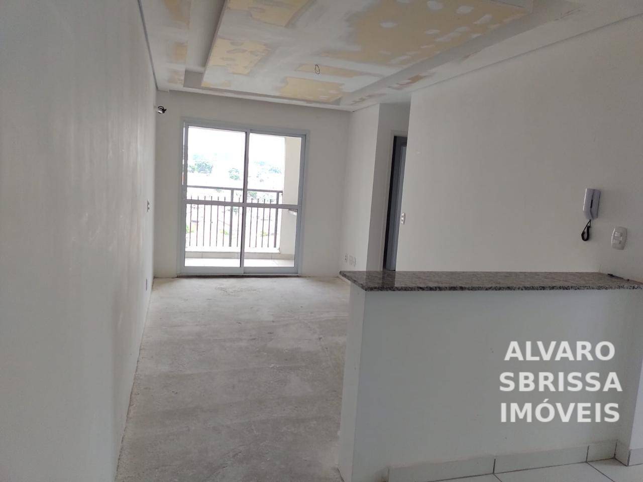 Apartamento à venda com 2 quartos, 66m² - Foto 4