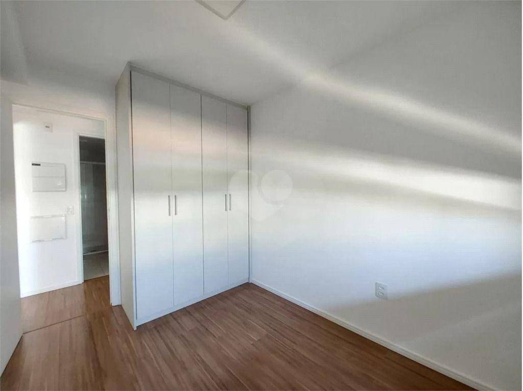 Apartamento para alugar com 2 quartos, 62m² - Foto 14