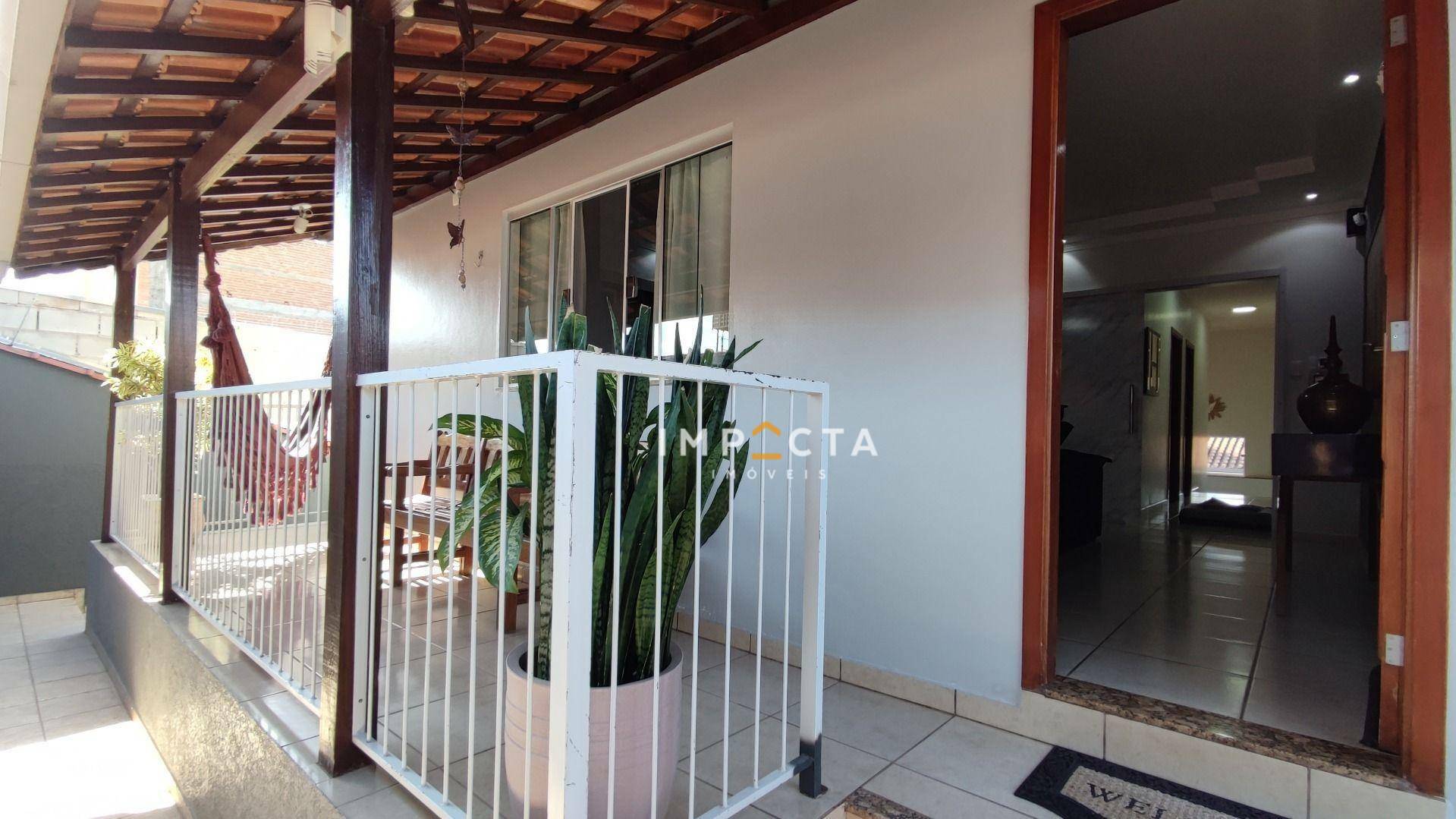 Casa à venda com 3 quartos, 270m² - Foto 3