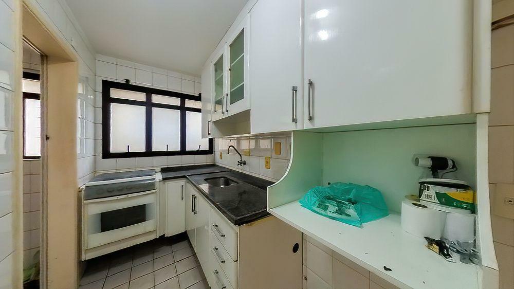 Apartamento à venda com 2 quartos, 60m² - Foto 4