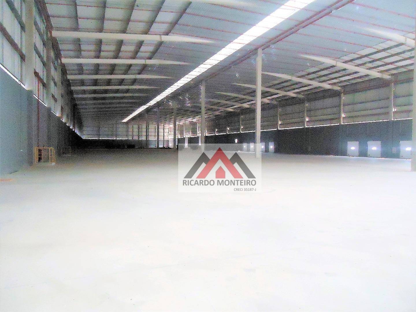 Depósito-Galpão, 5500 m² - Foto 1