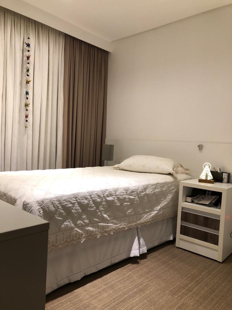 Apartamento à venda com 4 quartos, 238m² - Foto 5