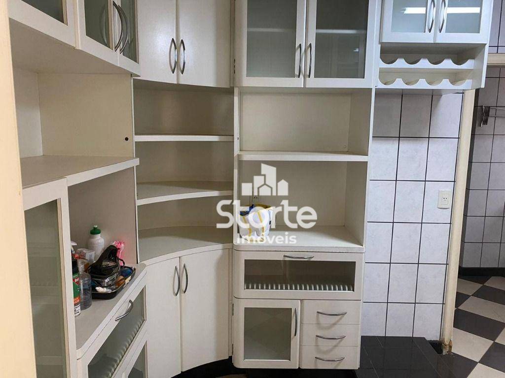 Apartamento à venda com 3 quartos, 110m² - Foto 4