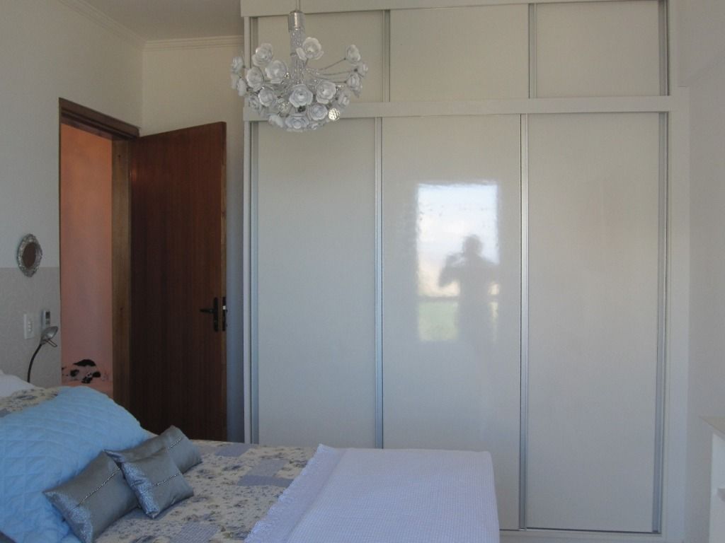 Apartamento à venda com 3 quartos, 135m² - Foto 10