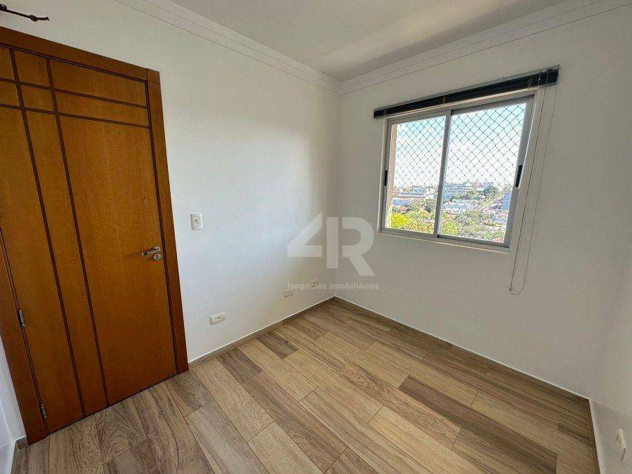 Apartamento à venda com 3 quartos, 81m² - Foto 12