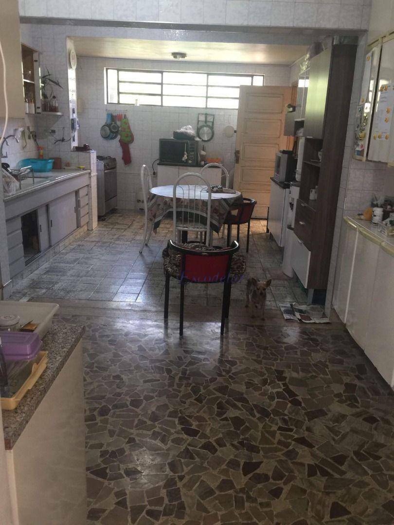 Casa para alugar com 3 quartos, 320m² - Foto 37