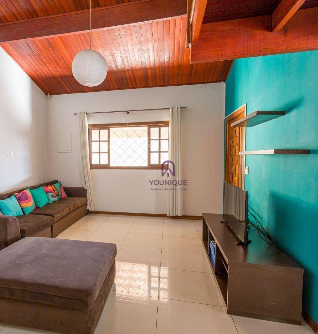 Casa à venda com 3 quartos, 219m² - Foto 22