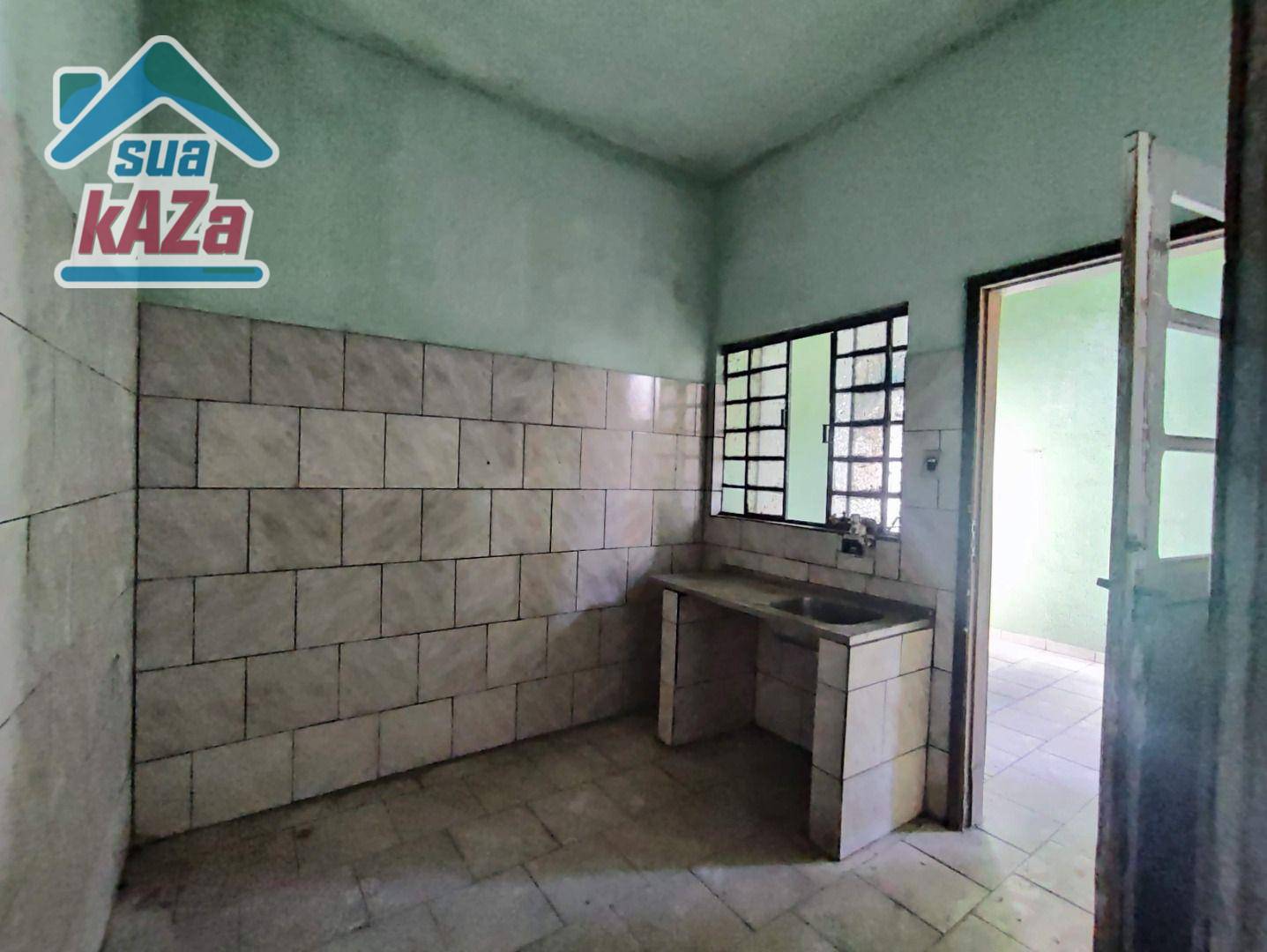 Casa à venda com 6 quartos, 235m² - Foto 17