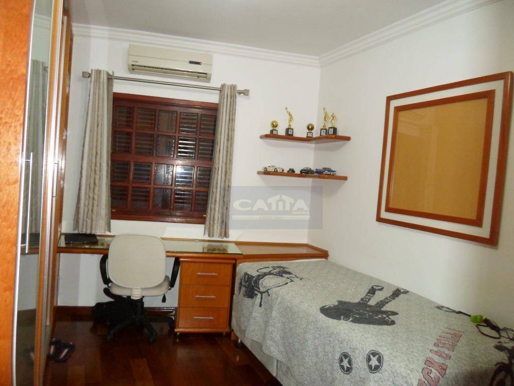 Sobrado à venda e aluguel com 3 quartos, 278m² - Foto 39