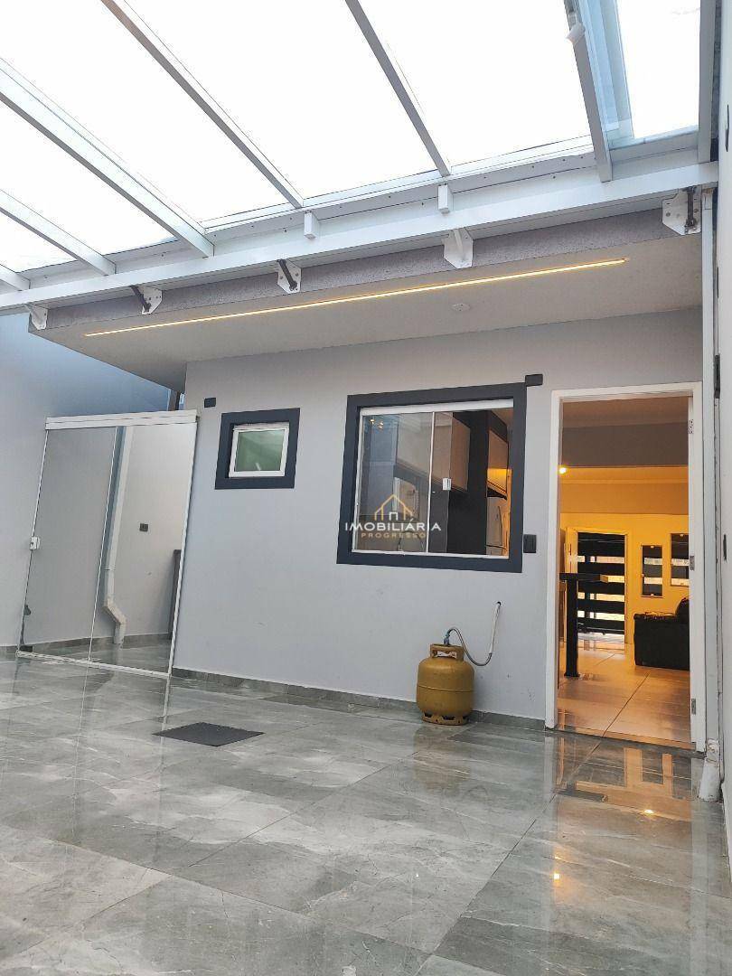 Casa à venda com 2 quartos, 60m² - Foto 8