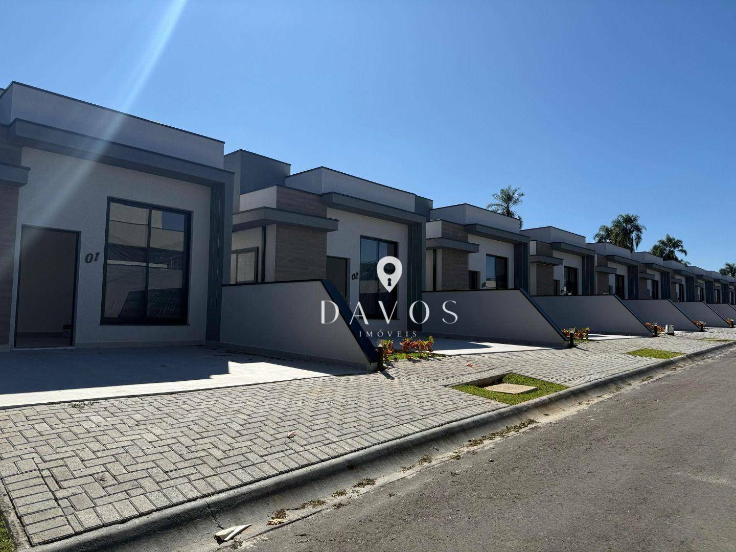 Casa de Condomínio à venda com 3 quartos, 77m² - Foto 1
