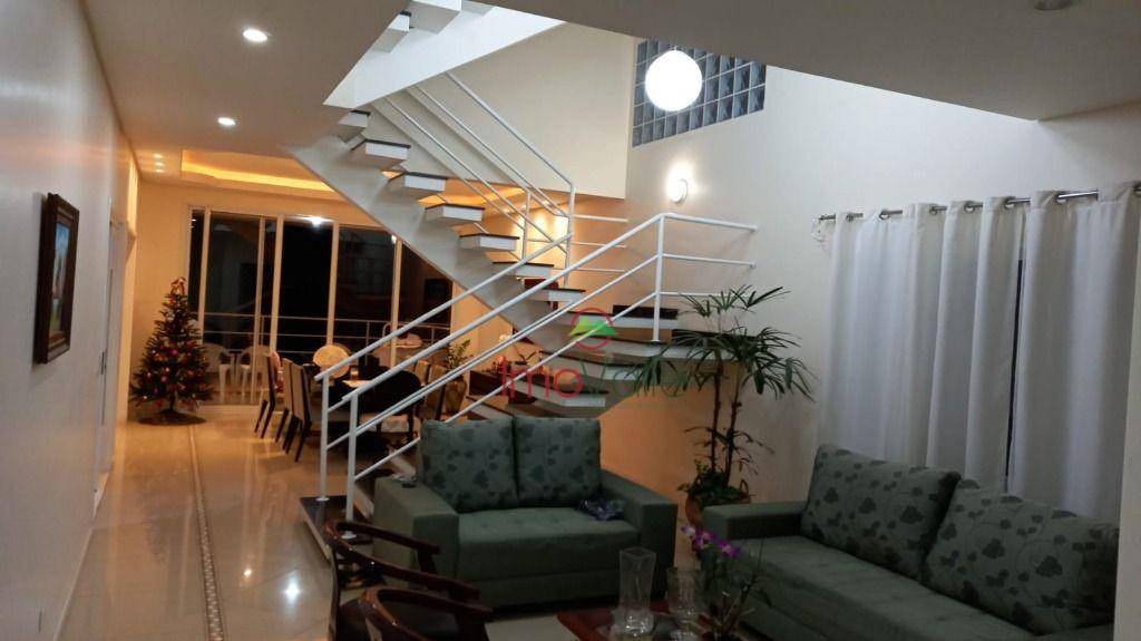 Casa de Condomínio à venda com 4 quartos, 405m² - Foto 1