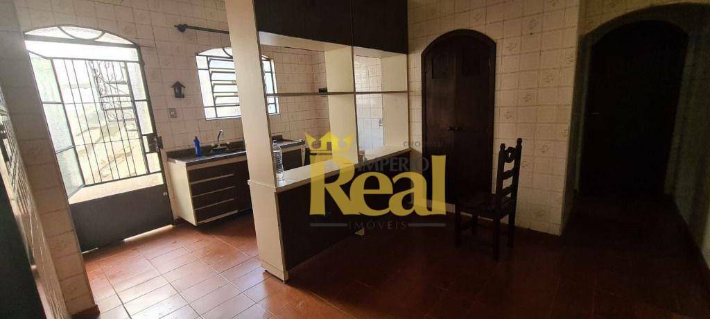 Sobrado à venda com 3 quartos, 228m² - Foto 9