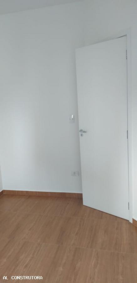 Apartamento à venda com 2 quartos, 47m² - Foto 12