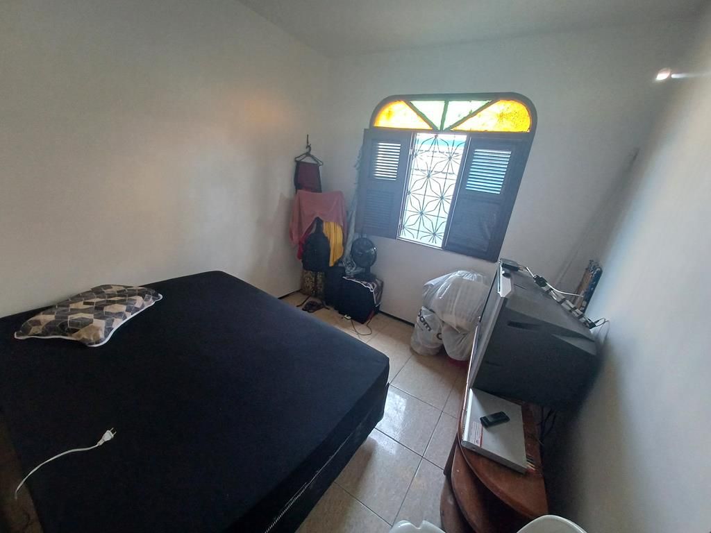 Casa para alugar com 4 quartos, 220m² - Foto 13