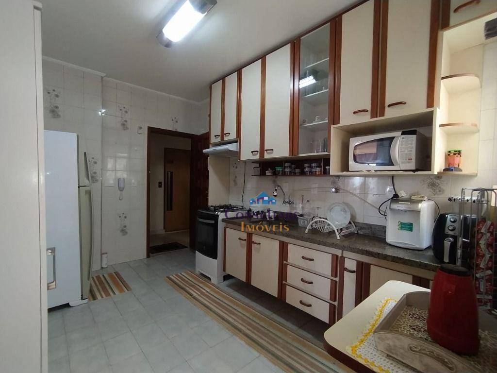 Apartamento à venda com 3 quartos, 122m² - Foto 15