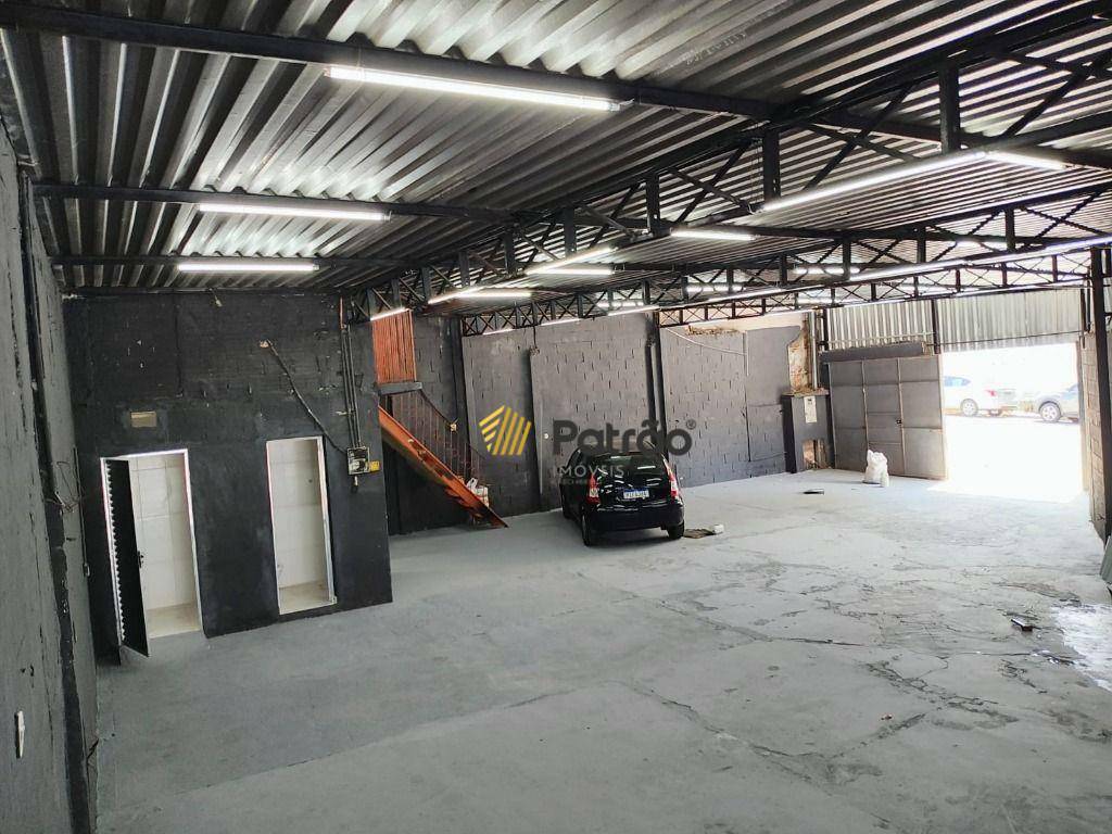 Depósito-Galpão, 200 m² - Foto 1