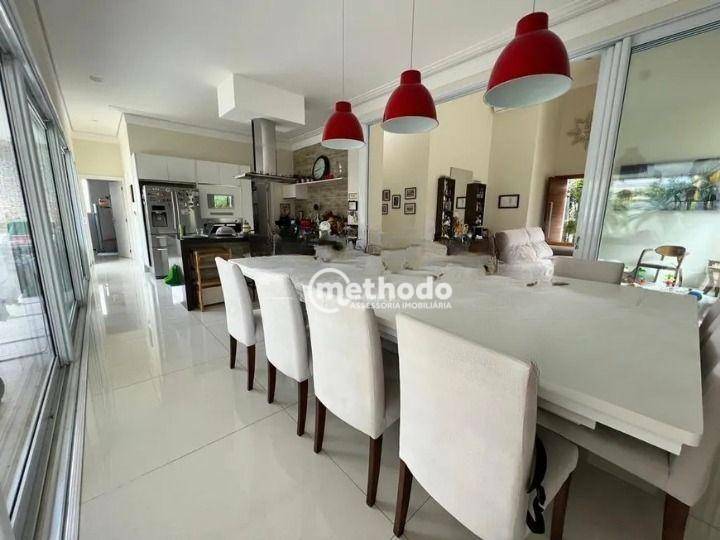 Casa à venda com 3 quartos, 212m² - Foto 9