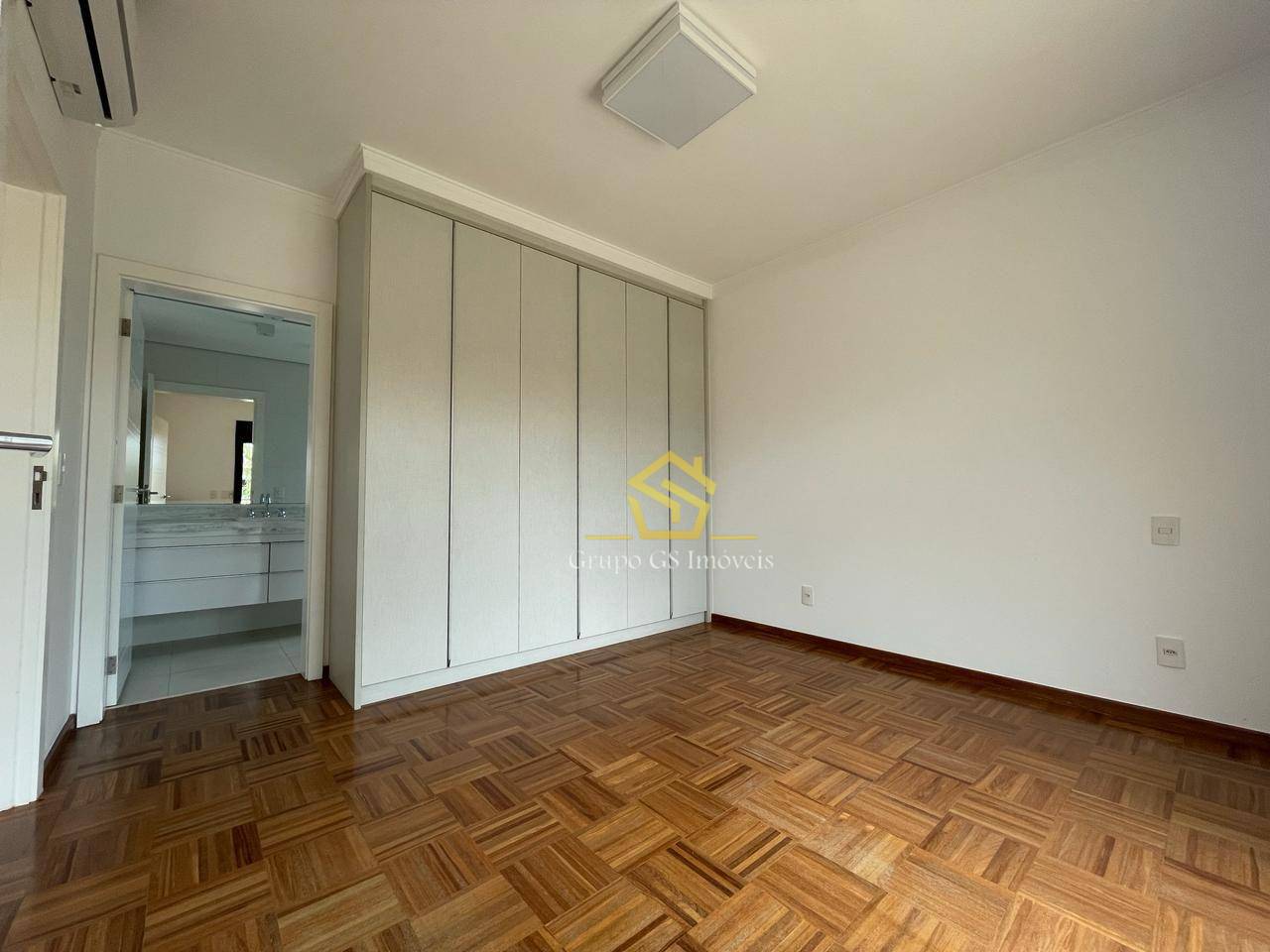 Casa de Condomínio à venda com 3 quartos, 360m² - Foto 22