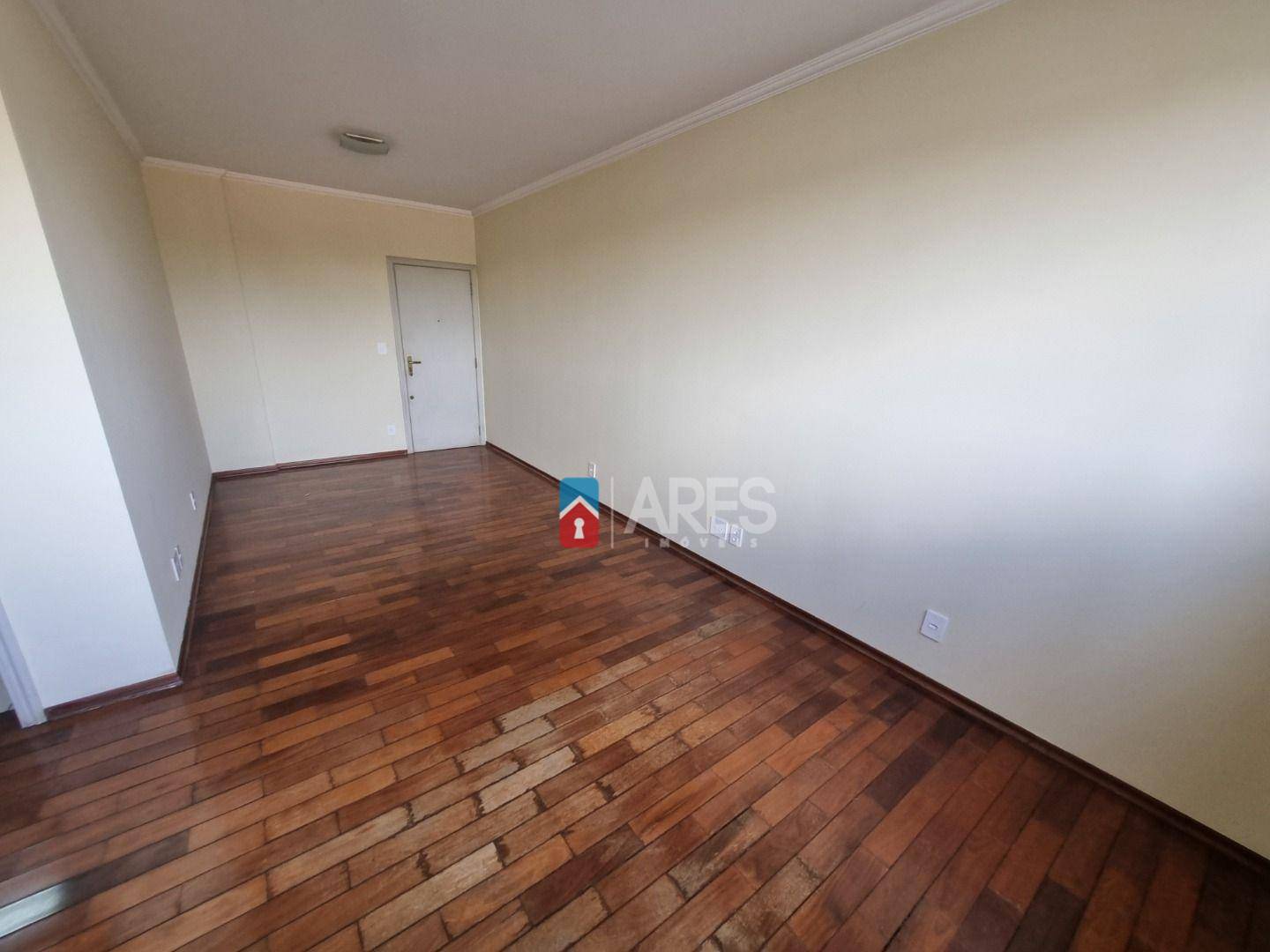 Apartamento para alugar com 3 quartos, 92m² - Foto 3