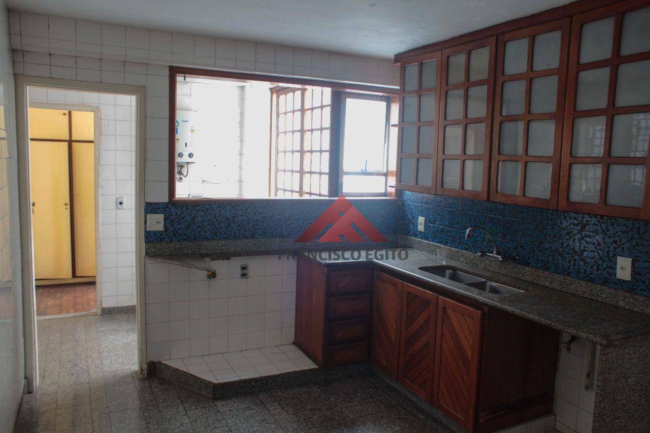 Apartamento à venda com 4 quartos, 172m² - Foto 13