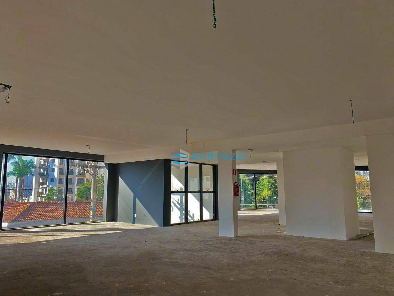 Prédio Inteiro para alugar, 1300m² - Foto 5