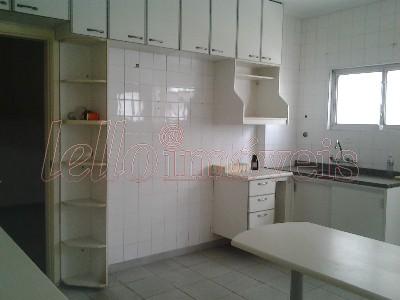 Apartamento para alugar com 4 quartos, 130m² - Foto 14