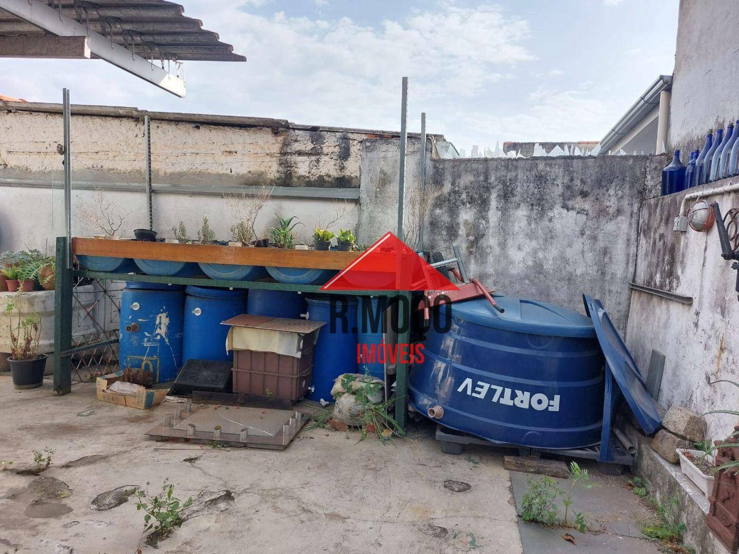 Sobrado à venda com 8 quartos, 100m² - Foto 31