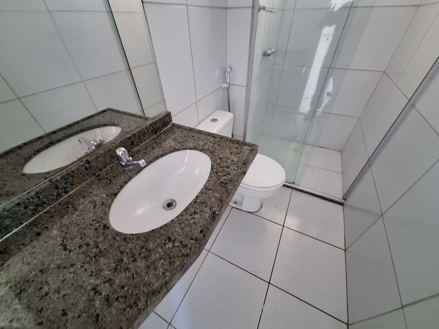 Apartamento para alugar com 3 quartos, 84m² - Foto 14